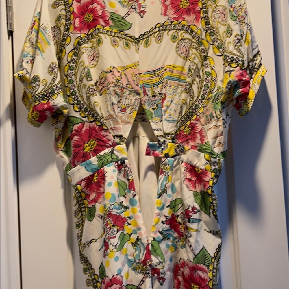 Silky Dress With Colorful Pattern - Picture 3 of 5